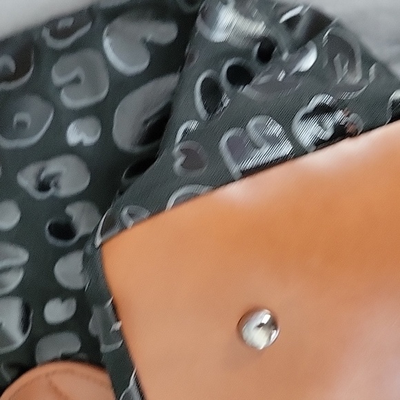 Oversized leopard print tote - Picture 3 of 5